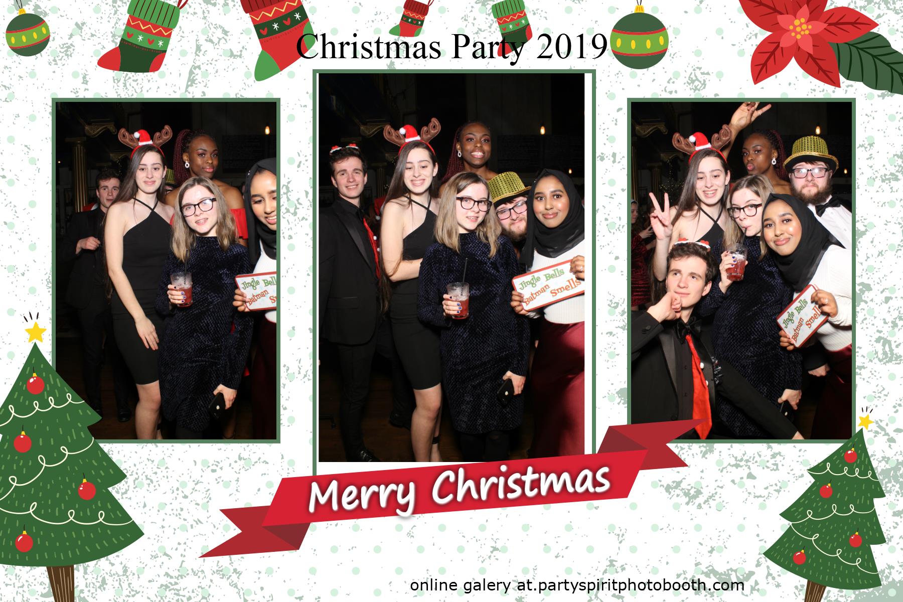 Christmas Party | View more photos from the event at gallery.partyspiritphotobooth.com/u/PartySpiritPhotoBooth/Christmas-Party-0